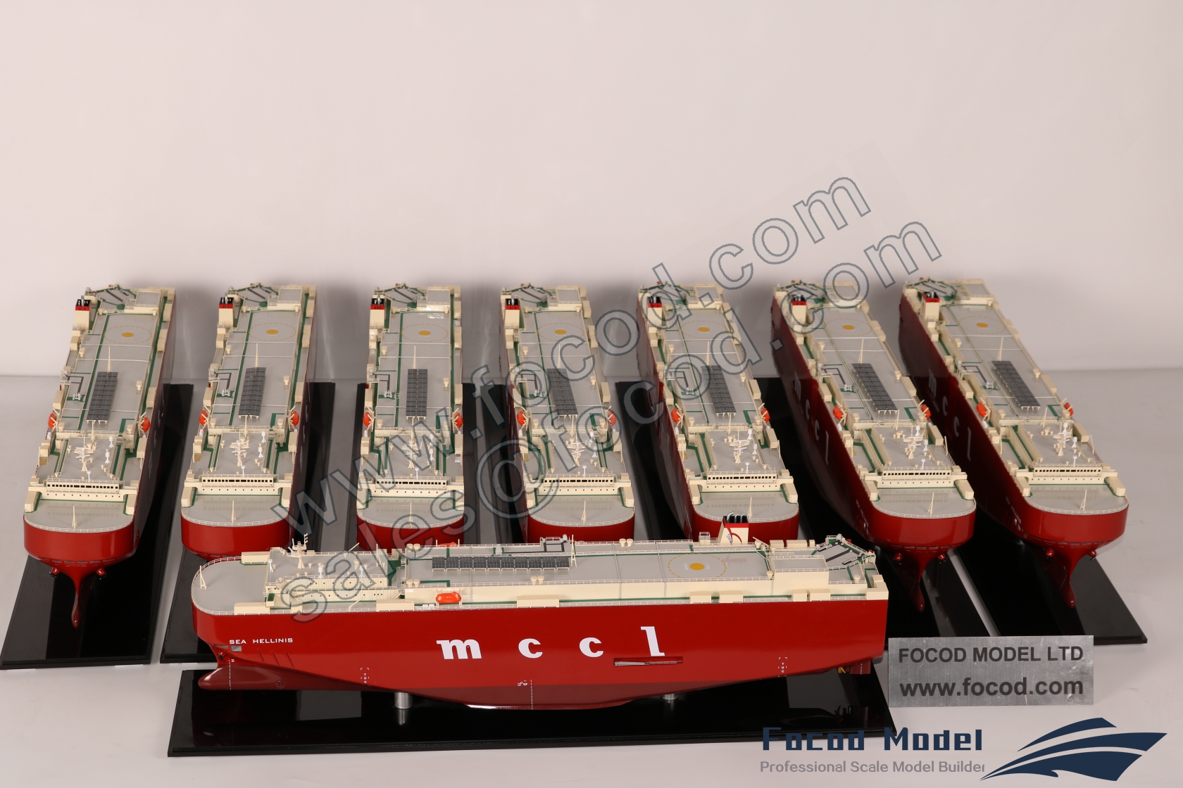 custom made model of 180米车辆运输船（滚装船）